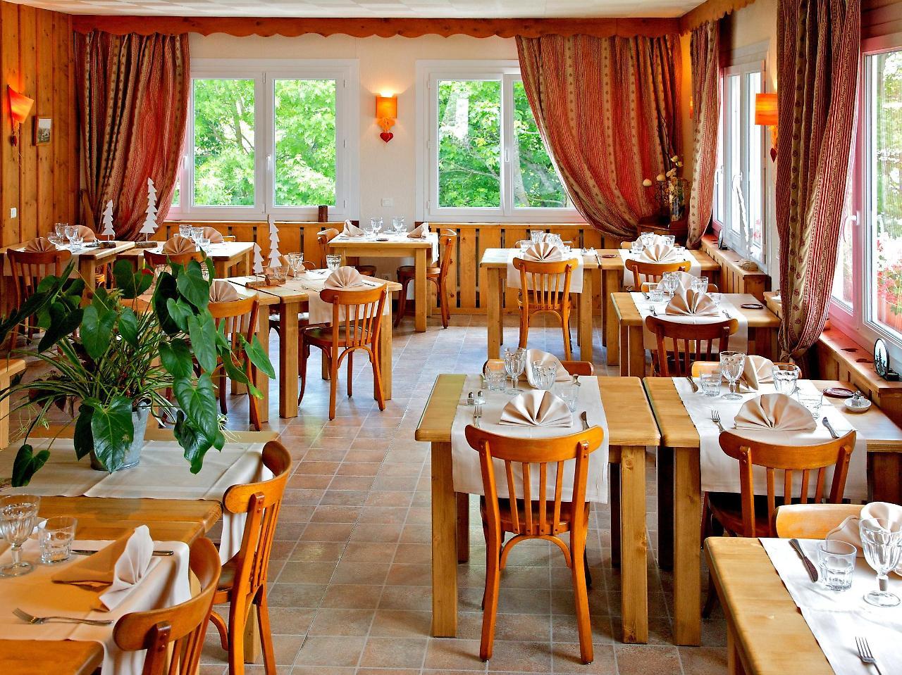 Hotel Logis Les Arobiers Lamoura Exteriér fotografie